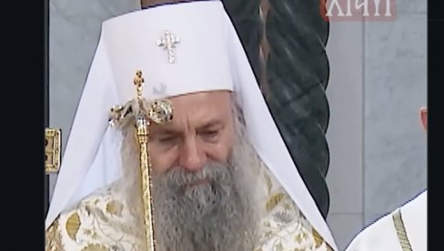 ВЕЛИЧАНСТВЕНИ ИСПРАЋАЈ СВЕТИЊЕ: Сузе патријарха Порфирија над Часним појасом Пресвете Богородице (ВИДЕО)