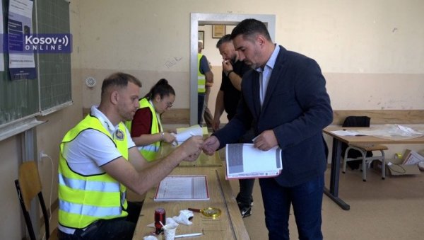 ЖИВИЋ: Сигурни смо да ће Српска листа освојити све мандате