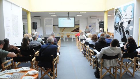 O TAKOVSKOM USTANKU: Predavanje u kraljevačkoj biblioteci