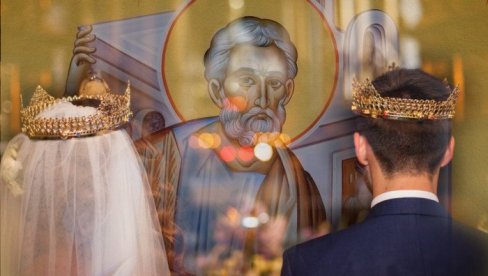 DA LI SE MLADENCI MOGU VENČATI U CRKVI TOKOM PETROVSKOG POSTA: Sveštenik rešio nedoumicu mnogih vernika