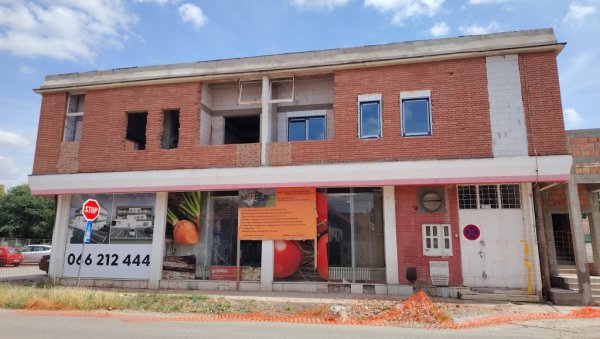 СТАНОГРАДЊА НА ПАУЗИ: Кикинда један од ретких градова у којем грађевинске машине не раде пуном паром