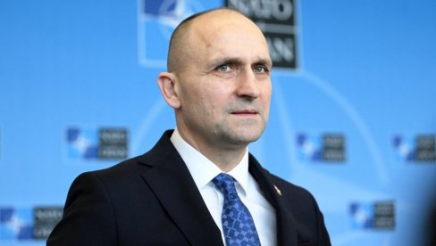 НЕМАМО ВИШЕ ШТА ДА ДАМО Министар одбране Бугарске очајан послао љутиту поруку Украјини која прождире оружје и ресурсе Европе