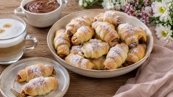 КИФЛИЦЕ ИЗ БАКИНЕ КУХИЊЕ: Мирис домаће традиције уз шољицу кафе
