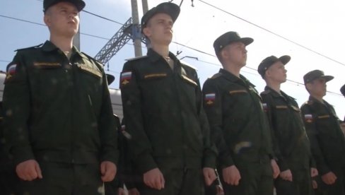 НАТО У ПАНИЦИ: Русија гомила војне трупе на Балтику
