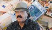 Шкрт? Фирма му зарађује милионе - колику плату даје Харис?