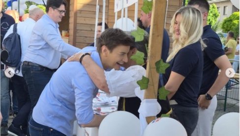 Ana Brnabić: Srbija je zemlja vrednih i hrabrih ljudi, patriota koji nepogrešivo prepoznaju ko se bori za njih i njihove porodice