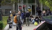 OPET VREĐANJE STARIJIH SUGRAĐANA I PENZIONERA: Blokaderska politika mržnje, posebno prema ženama i penzionerima (FOTO)