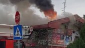 У ПОЖАРУ У „ЕНЈУБУ” ИЗГОРЕЛО 40 ЛОКАЛА: Незапамћена драма у Блоку 45, још увек се не зна узрок ватрене стихије