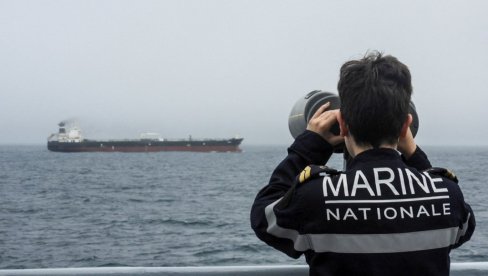МОРАМО ДА СЕ НОСИМО СА ПИРАТИМА НОВОГ ДОБА Руски званичник: Наоружаваћемо танкере после претњи ЕУ