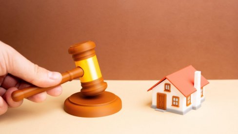 ДА ЛИ ДРЖАВА МОЖЕ ДА ОДУЗМЕ НЕКРЕТНИНУ КОЈА НИЈЕ ЛЕГАЛИЗОВАНА: Многи одлажу поступак, а ево да ли има последица