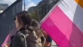 КО ЖЕЛИ ДА ЖИВИ У ЊИХОВОЈ СРБИЈИ? Блокадере подржава и накарадна организација Квир Збор!