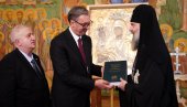 БОГОРОДИЧИНА ИКОНА СА ХИЛАНДАРА ДОМИНАРАЛА ПРОСТОРИЈОМ Вучић о састанку са патријархом Шиом: Рекао је да брине и да разуме позицију Србије