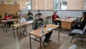 ЈАНКОВИЋ СТОЈАН И ГЛАГОЛ СНЕБИВАТИ СЕ: Шта је највише намучило осмаке на тесту из српског језика (ФОТО)