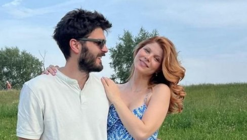 PORODILA SE VANJA NENADIĆ: Dobila drugog sina sa kolegom - nasledniku dali neobično ime (FOTO)