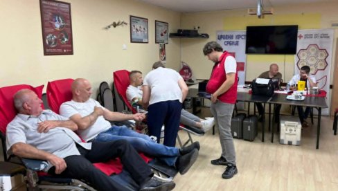 KRV DARIVAO 51 HUMANISTA:  Odličan odziv današnjoj akciji u gradu na Crnici