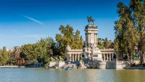 КОЈИ ГРАД ЈЕ ДОБИО ТИТУЛУ НАЈРОМАНТИЧНИЈЕГ У ЕВРОПИ? Није Париз
