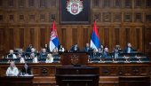 ПОСЛАНИЦИ НАСТАВИЛИ ЗАСЕДАЊЕ: Неколико тачака на дневном реду ванредне седнице Скупштине (ВИДЕО)
