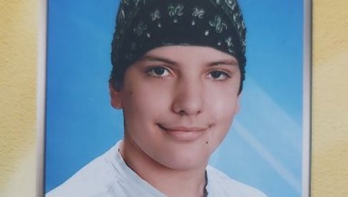 НЕСТАО ДЕЧАК НА КАНАРЕВОМ БРДУ: Вукашину се након полагања мале матуре губи сваки траг (ФОТО)