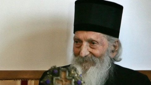 ОМИЉЕНИ ОБРОК ПАТРИЈАРХА ПАВЛА: У питању су биљке која расту свуда око нас и праве су ризнице здравља