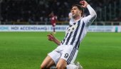 VLAHOVIĆ NAJTRAŽNIJI NA SVETU?! Isplivao podatak: Srpski as iza sebe ostavio Salaha, Alabu, Firmina, Gorecku...