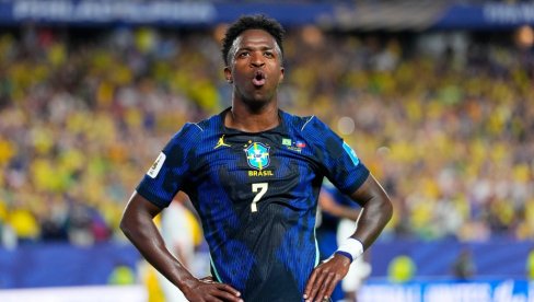 BRAZIL SAMLEO HAITI - ANĆELOTI ZABRINUT: Povreda Rafinje bacila u senku ubedljiv trijumf Brazilaca!