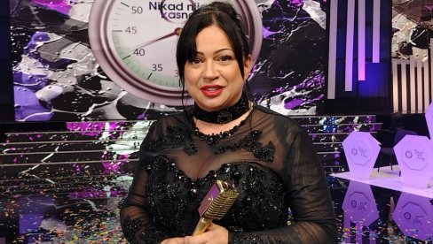 IVANA ŠALIPUR LOLA NAPUŠTA AMERIKU ZBOG SINA: Veliki životni preokret nakon pobede u Nikad nije kasno (FOTO)