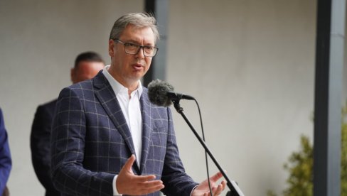 PROVOKACIJA BLOKADERKE SA N1: Iznela laži o zvučnom topu, a onda ih je predsednik raskrinkao