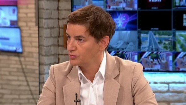 БРНАБИЋ ПОЗВАЛА ГРАЂАНЕ НА СКУП 27. ЈУНА: Афера звучни топ политичка лаж, циљ рушење власти