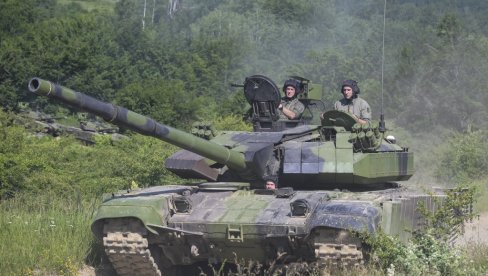 ВАЖАН ДАН ЗА СРПСКУ ВОЈСКУ: На Видовдан приказ нових и модернизованих средстава на аеродрому Батајница