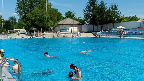 БЕСПЛАТНА ОБУКА НЕПЛИВАЧА У ЋУПРИЈИ: Пријављивање још сам два дана