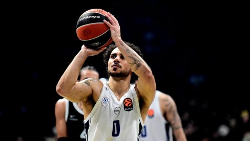 RASTANAK NAKON SKORO JEDNE DECENIJE! Larkin napustio Efes