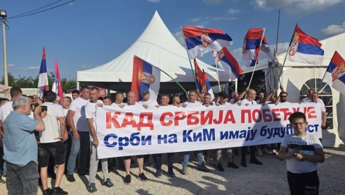 ПРОСЛАВА ВЕЛИКОГ УСПЕХА СРБИЈЕ: Вучић у Опланићима (ФОТО/ВИДЕО)