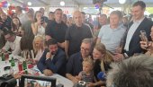 ПРОСЛАВА ВЕЛИКОГ УСПЕХА СРБИЈЕ: Вучић у Опланићима (ФОТО/ВИДЕО)