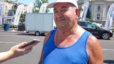 ВУЧИЋ ЈЕ УРАДИО ОНО ШТО ОНИ НИСУ ЗА 70 ГОДИНА: Човек из Крушевца на скупу Србија једна породица (ВИДЕО)