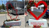ZA NAJLEPŠE USPOMENE: Pogledajte gde građani danas mogu da se fotografišu na skupu Srbija jedna porodica