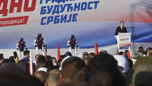 (УЖИВО) ВУЧИЋ СЕ ОБРАТИО НА СКУПУ СРБИЈА ЈЕДНА ПОРОДИЦА: Више од 200.000 људи у Београду; Роботи играли коло (ФОТО/ВИДЕО)