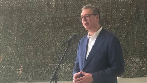 ЧУВАМО СВОЈЕ НЕБО И ЗЕМЉУ: Вучић се обраћа јавности после приказа Војске Србије на Пасуљанским ливадама (ВИДЕО)