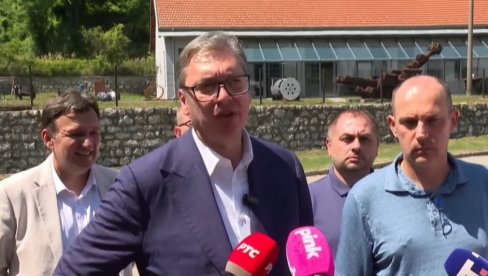 OVO ĆE DA SPASAVA ŽIVOTE: Vučić kod mobilne ambulante