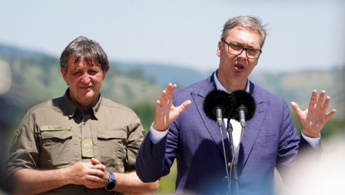 SRBIJA PREUZIMA FASCINANTAN IRANSKI MODEL: Vučić najavio da nabavljamo nove vazduhoplove posle Rafala (VIDEO)