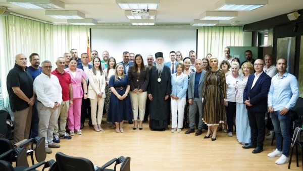 ДРЖАВА ИЗДВОЈИЛА МИЛИЈАРДУ ДИНАРА ЗА ЗАШТИЋЕНА ПОДРУЧЈА Министарка Павков потписала уговоре са 39 управљача овим просторима