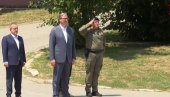 VUČIĆ U LIPOVICI: Predsednik prisustvuje pokaznoj vežbi Žandarmerije (VIDEO)