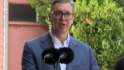 NE BIH DA KOMENTARIŠEM IZJAVE HRVATSKOG REŽIMA Vučić o izjavi Zorana Milanovića: Dovoljno je što se oni mešaju u naše, mi u njihove nećemo