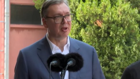 MI DO SADA 10 PUT DAJEMO JEDNOKRATNU POMOĆ Vučić odgovorio Ponošu: Srbija mu je sve obezbedila, to da može da se brčka