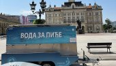 SPAS OD TROPSKIH VRUĆINA: Cisterne sa pijaćom vodom na nekoliko lokacija u Novom Sadu