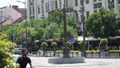 НОВИ СИМБОЛ БЕОГРАДА: Шапић поставио вагу на Теразије (ФОТО)