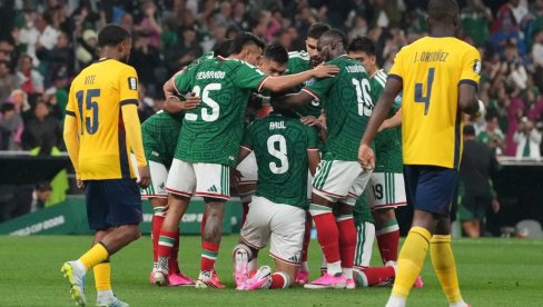 PRENOS, MEKSIKO - EKVADOR: A, smejali ste se Novaku Đokoviću