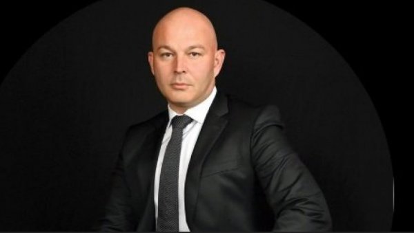 АДВОКАТ СИНИШЕ МАЛОГ И АНЕ БРНАБИЋ ОТКРИВА ДЕТАЉЕ САРАДЊЕ: Како га је министар финансија вратио из Њујорка