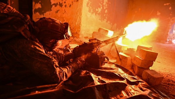 РУСИЈА ОСВАЈА ГРАДОВЕ, А ЕУ ПРИЧА О ПОБЕДИ: Џефри Сакс запрепашћен, да ли је могућа порука Европе?