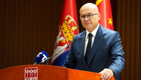 ВУЧЕВИЋ ОТКРИО ТАЈНУ ЧЕЛИЧНОГ ПРИЈАТЕЉСТВА: Вучић и Си изградили односе који повезују Србију и Кину