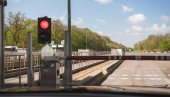 ВОЗАЧИ ОВО РАДЕ У ПАНИЦИ, СКУПО ПЛАЋАЈУ: Једна грешка на наплатној рампи може вас коштати 920 евра